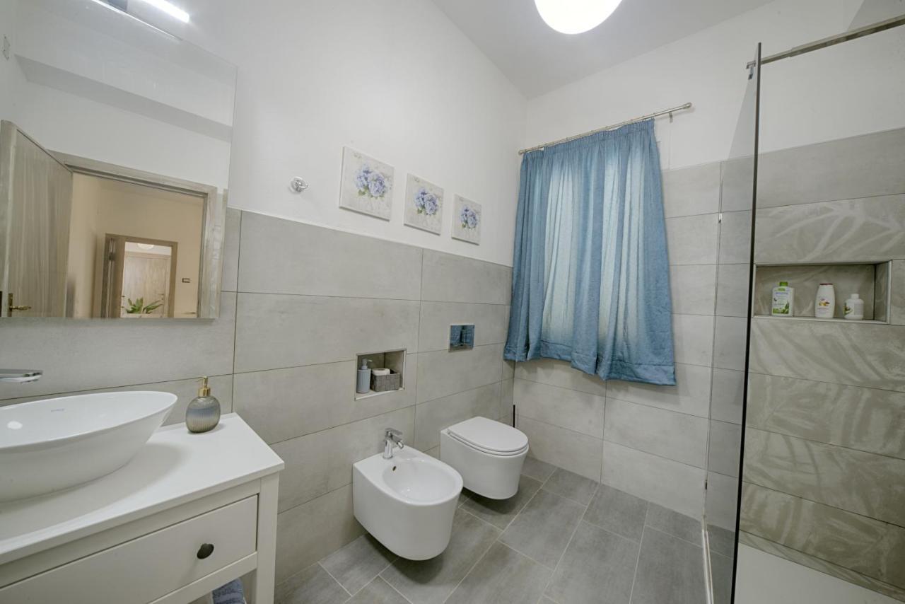 Cozy guest house Downtown Olbia Zewnętrze zdjęcie